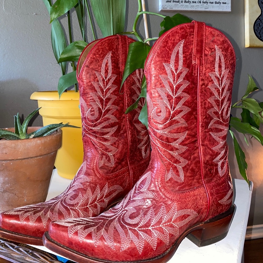 Ariat Woman’s Cowgirl Boots